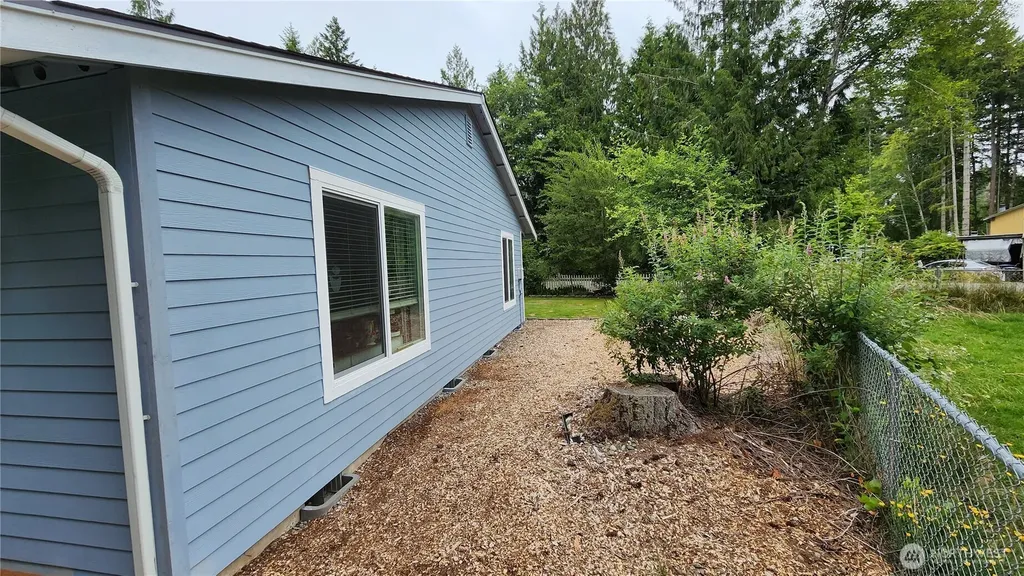 140 SE Foxglove Avenue Shelton WA 98584