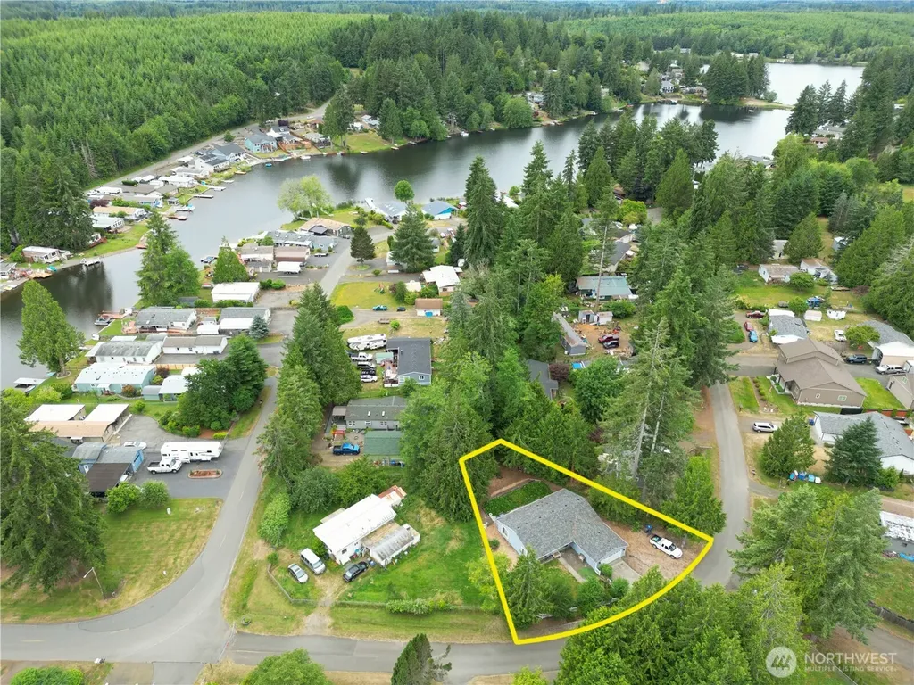 140 SE Foxglove Avenue Shelton WA 98584