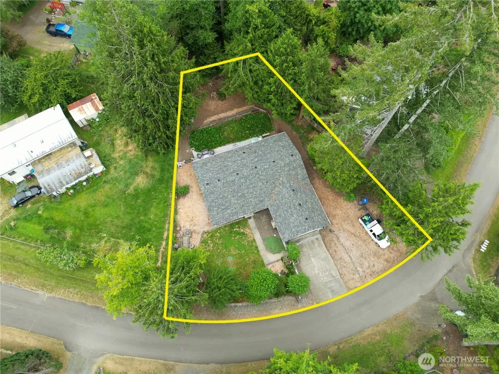 140 SE Foxglove Avenue Shelton WA 98584