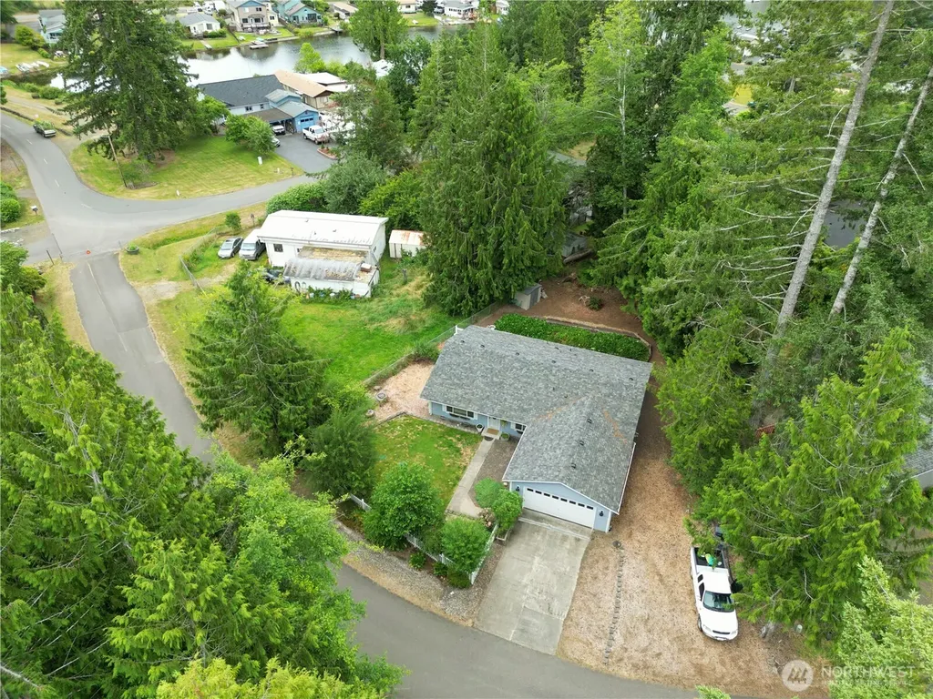 140 SE Foxglove Avenue Shelton WA 98584