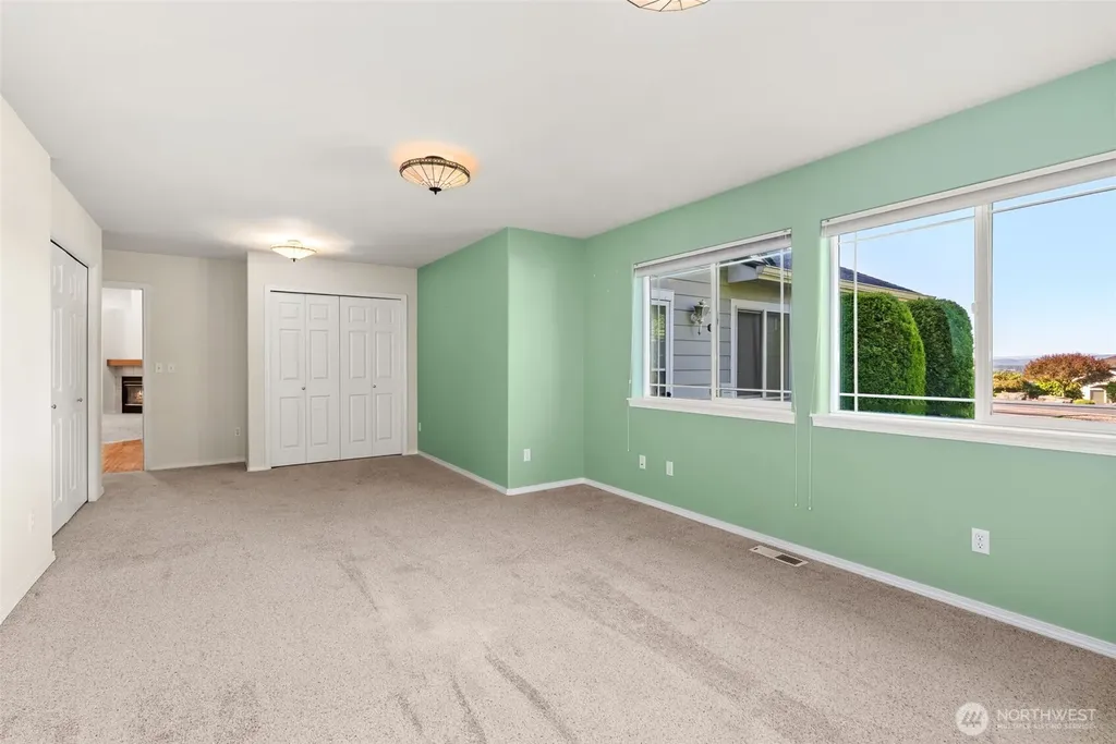 192 Alderwood Drive Chehalis WA 98532