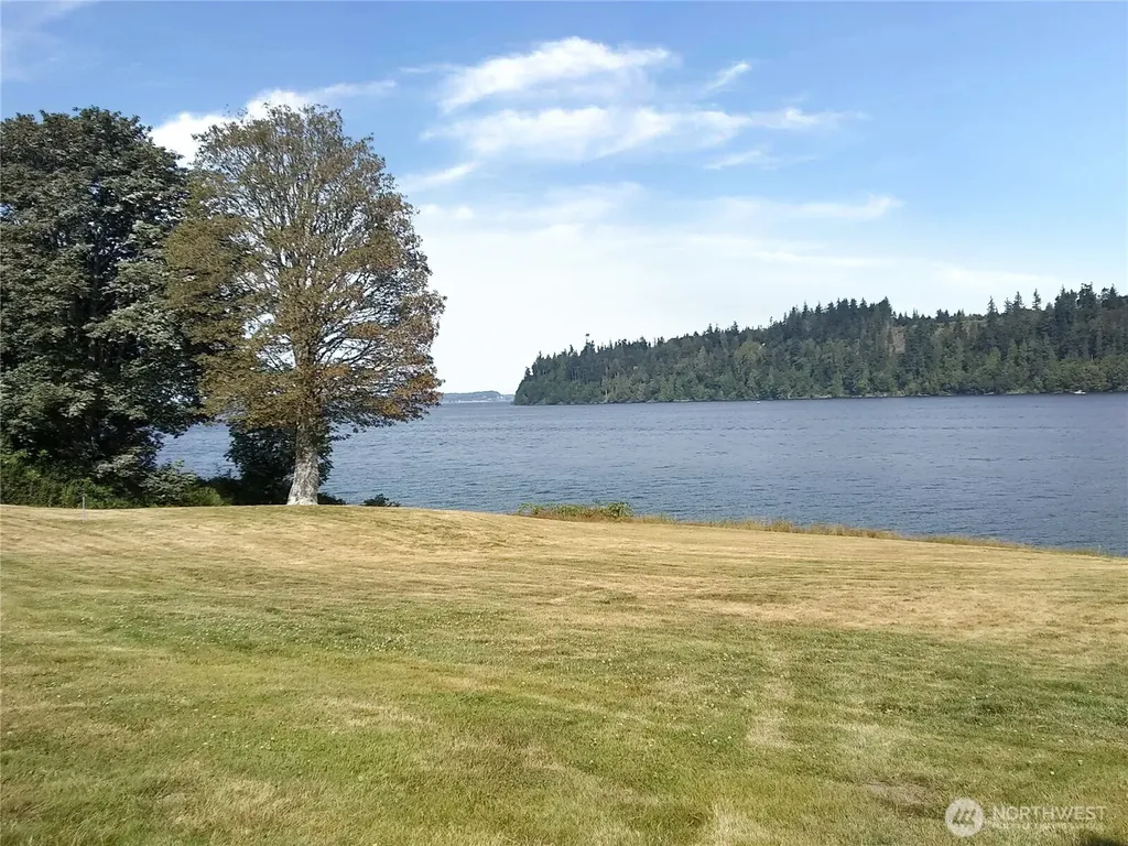 101 Fleet Drive Port Ludlow WA 98365
