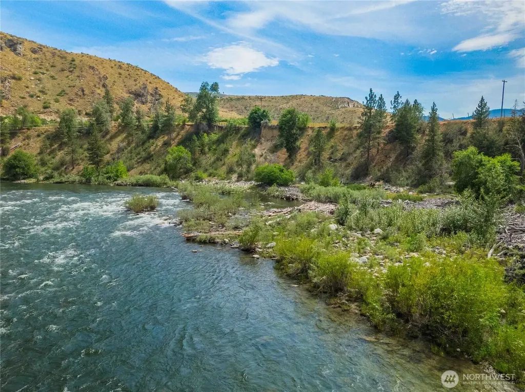 251 Burma Road Methow WA 98834