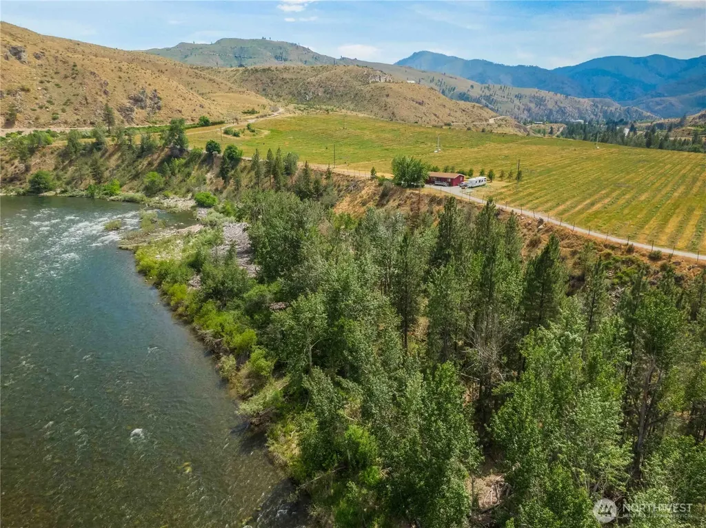 251 Burma Road Methow WA 98834