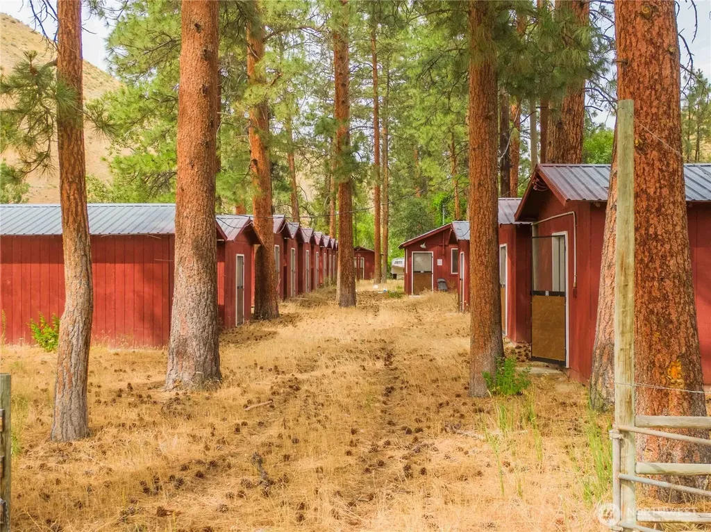 251 Burma Road Methow WA 98834