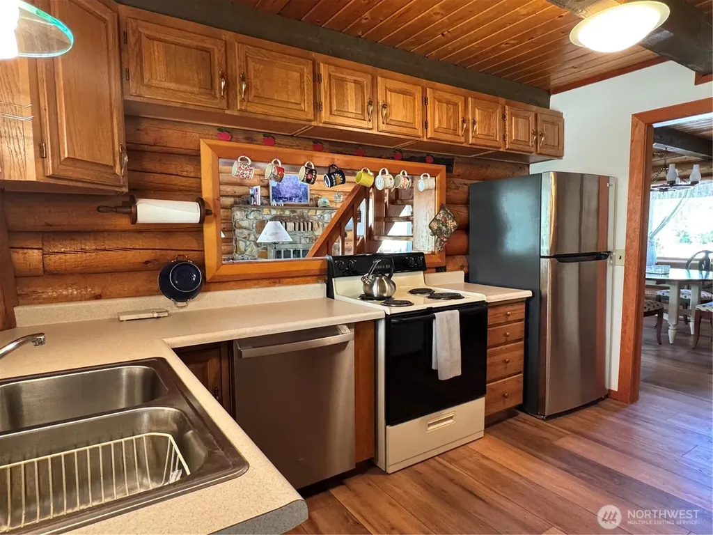 251 Burma Road Methow WA 98834