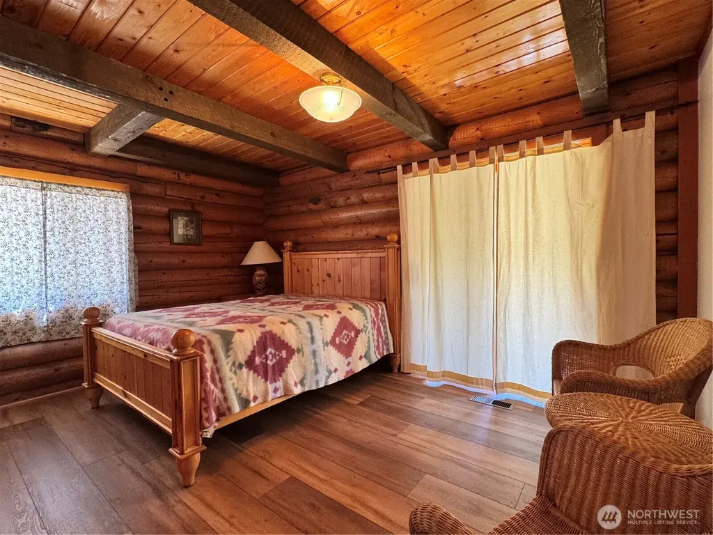 251 Burma Road Methow WA 98834