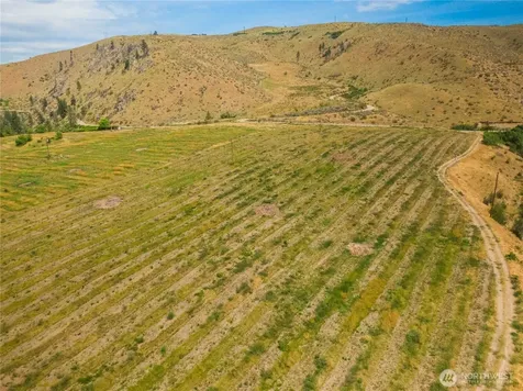 251 Burma Road Methow WA 98834