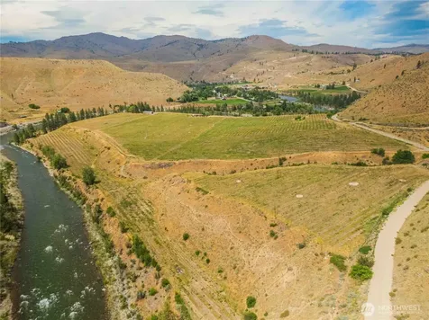 251 Burma Road Methow WA 98834