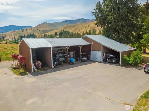 251 Burma Road Methow WA 98834