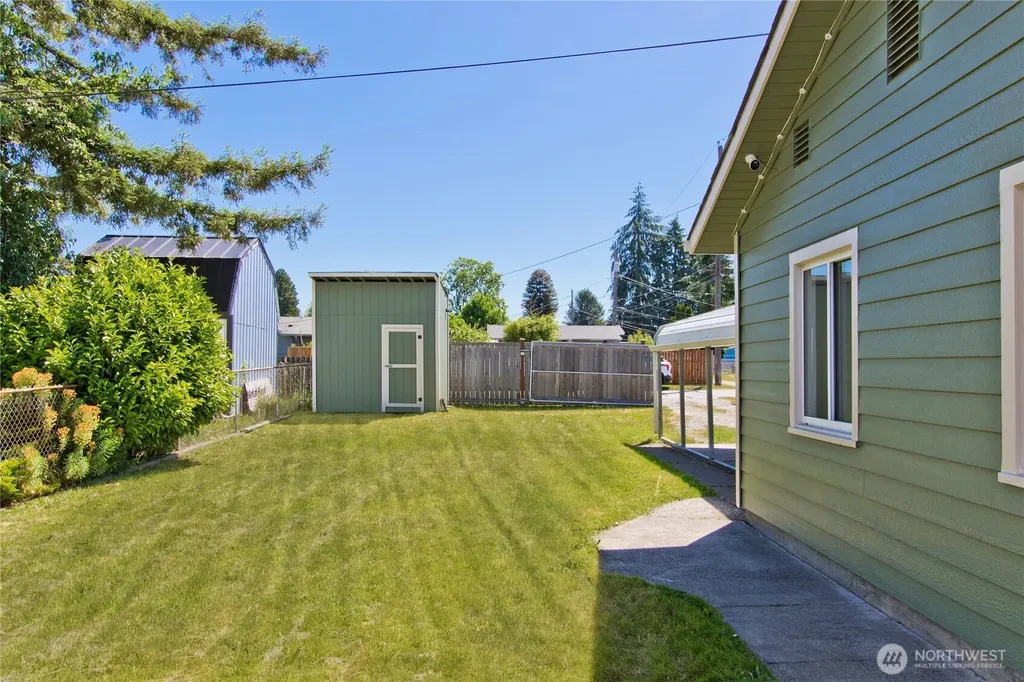 5910 E J Street Tacoma WA 98404