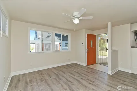 5910 E J Street Tacoma WA 98404