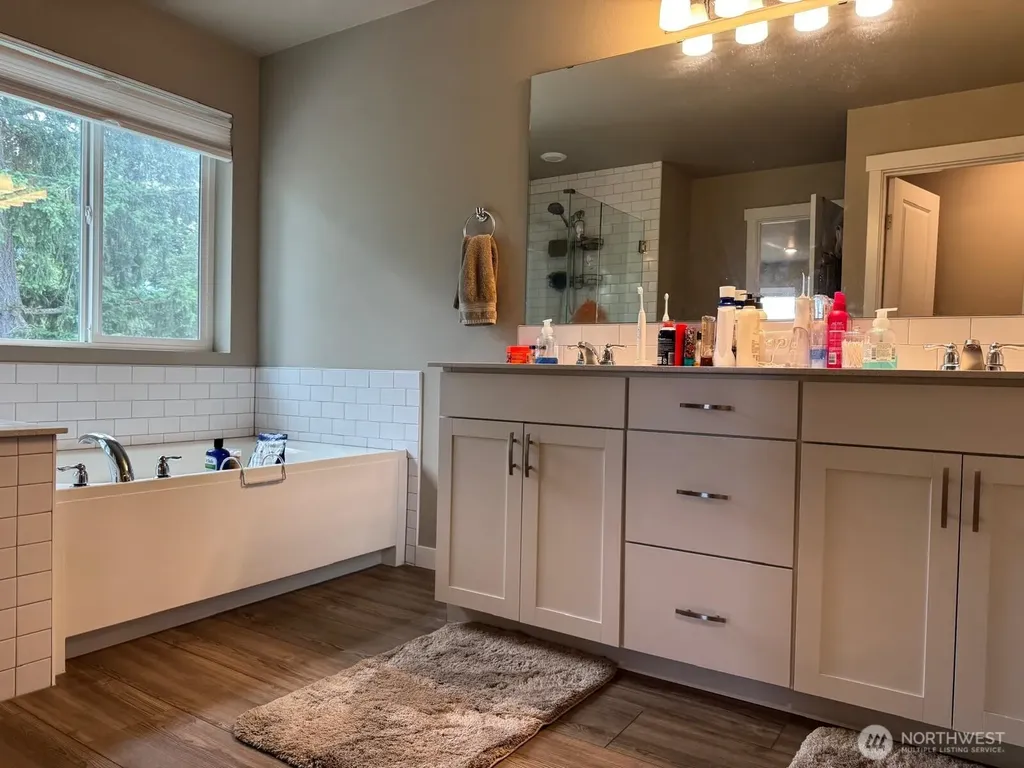 927 Vine Maple Street SE Lacey WA 98503