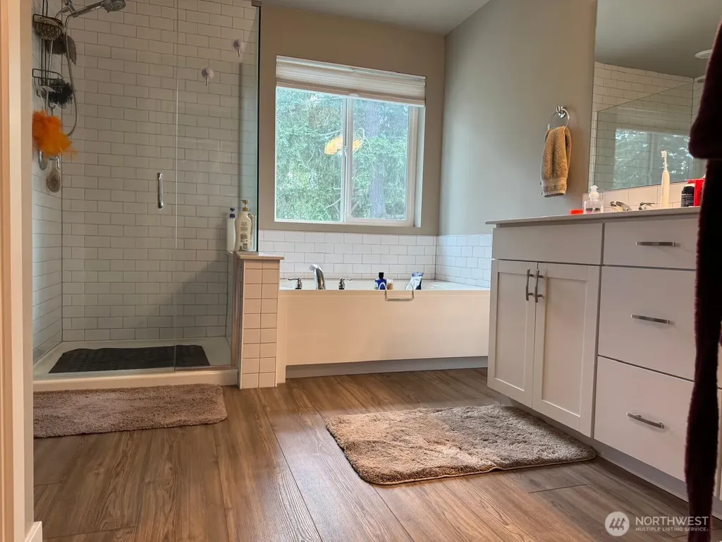 927 Vine Maple Street SE Lacey WA 98503