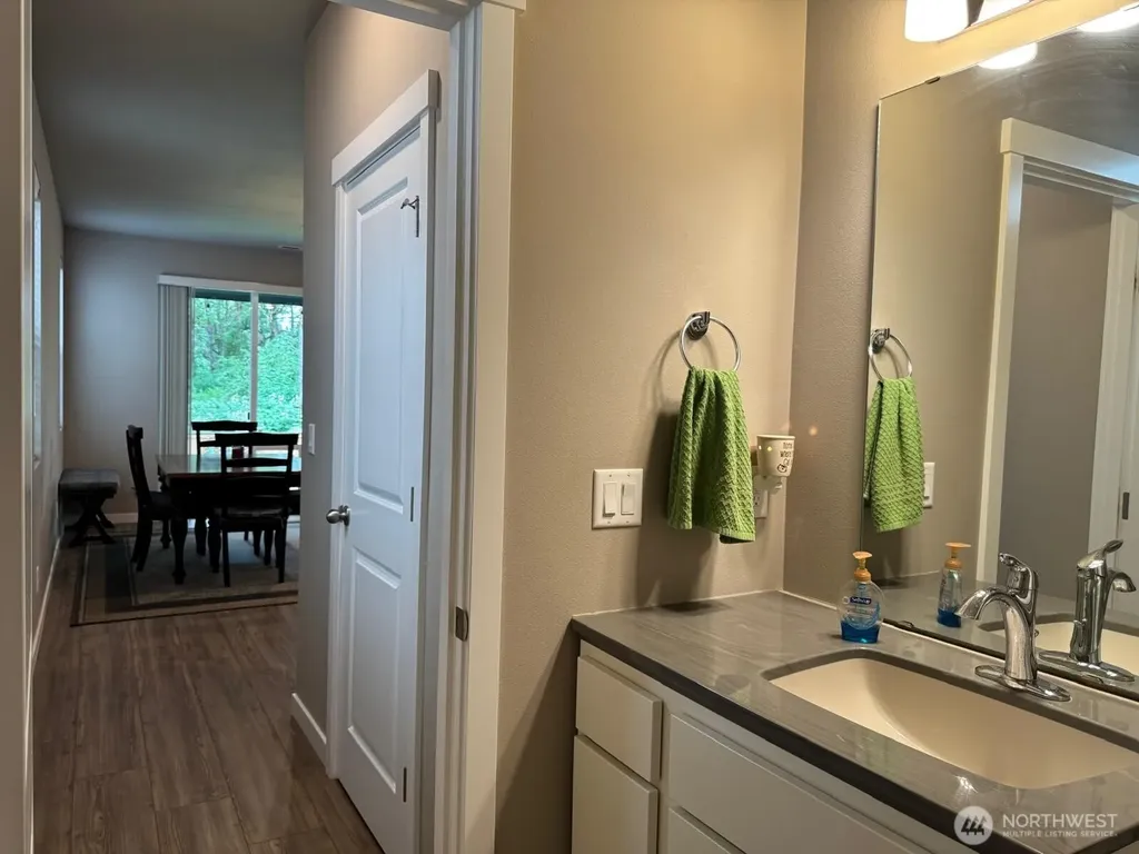 927 Vine Maple Street SE Lacey WA 98503