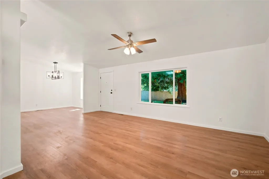 5807 Cameron Road Freeland WA 98249