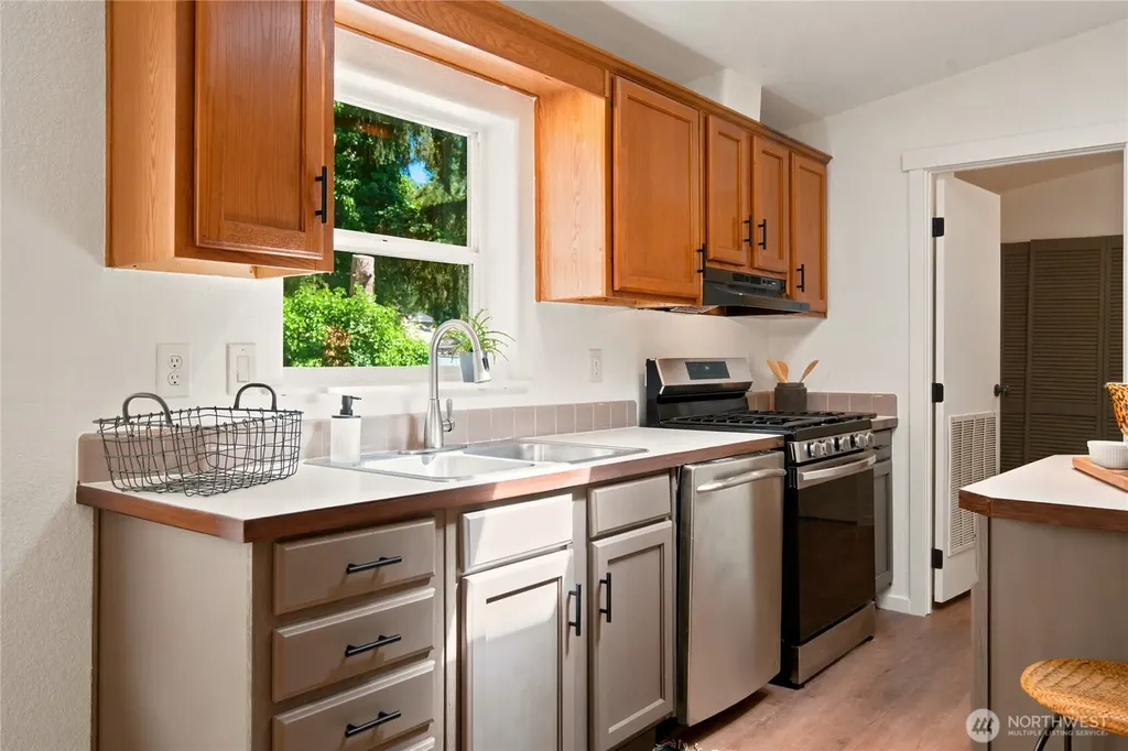 5807 Cameron Road Freeland WA 98249