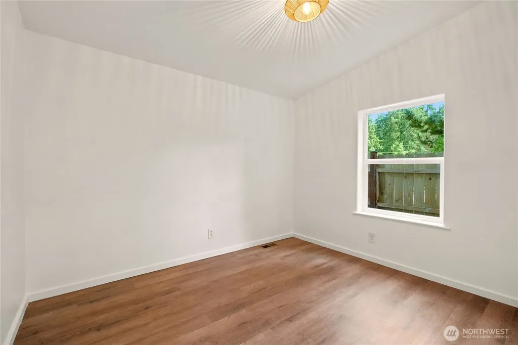 5807 Cameron Road Freeland WA 98249