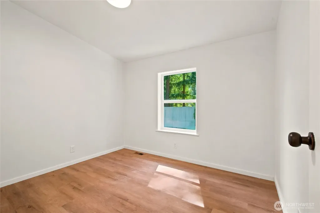 5807 Cameron Road Freeland WA 98249