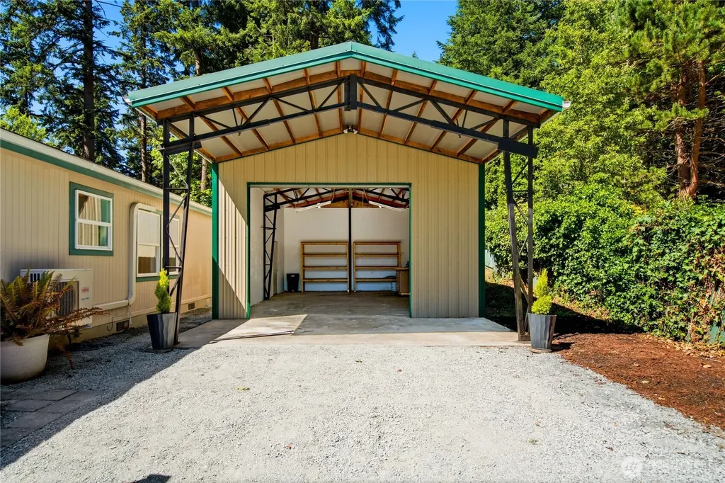 5807 Cameron Road Freeland WA 98249