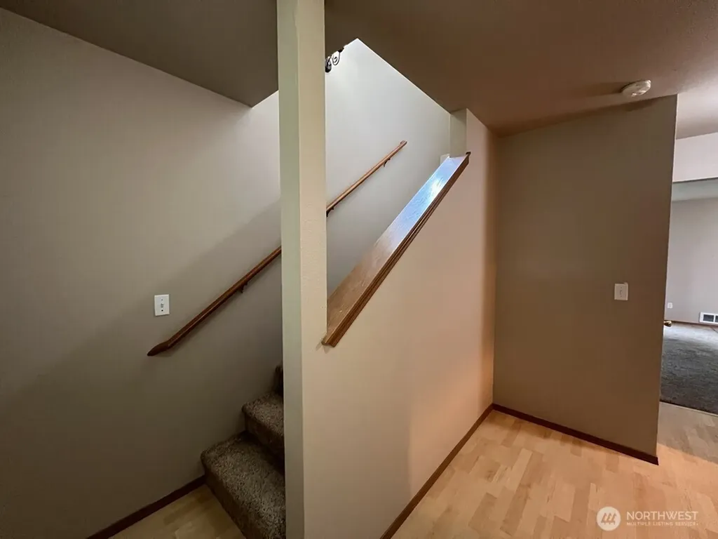 512 N 4th Avenue SW Tumwater WA 98512