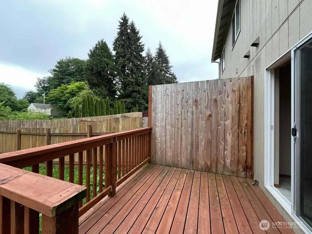512 N 4th Avenue SW Tumwater WA 98512
