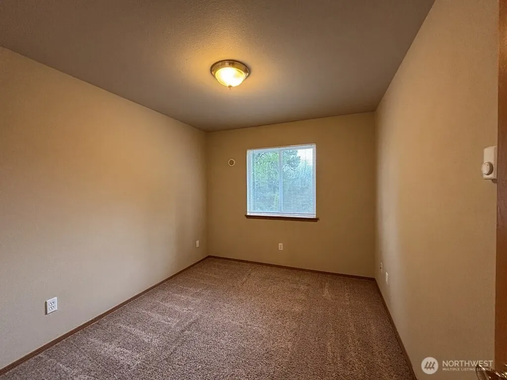 512 N 4th Avenue SW Tumwater WA 98512