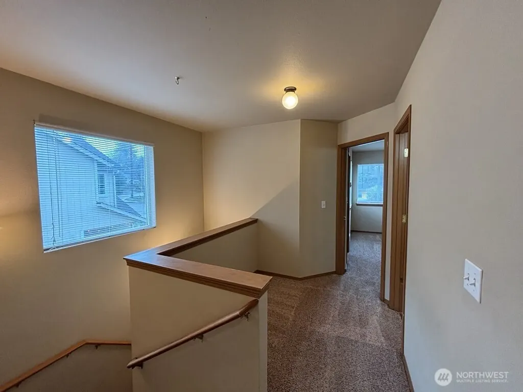 512 N 4th Avenue SW Tumwater WA 98512