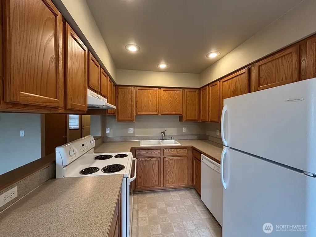 512 N 4th Avenue SW Tumwater WA 98512