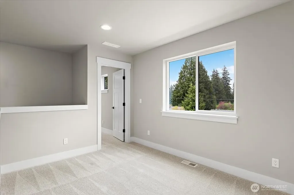 205 156th Place SW Lynnwood WA 98087