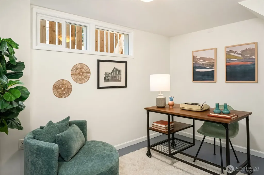 9248 3rd Avenue NW Seattle WA 98117