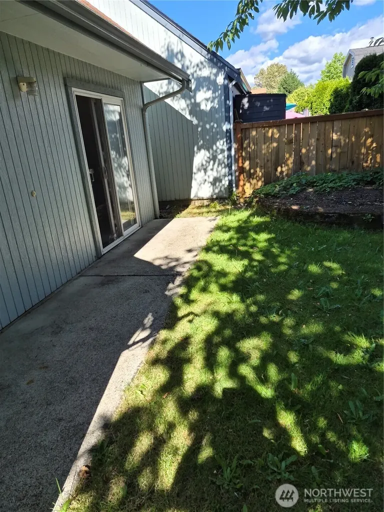 118 99th St Court E Tacoma WA 98445