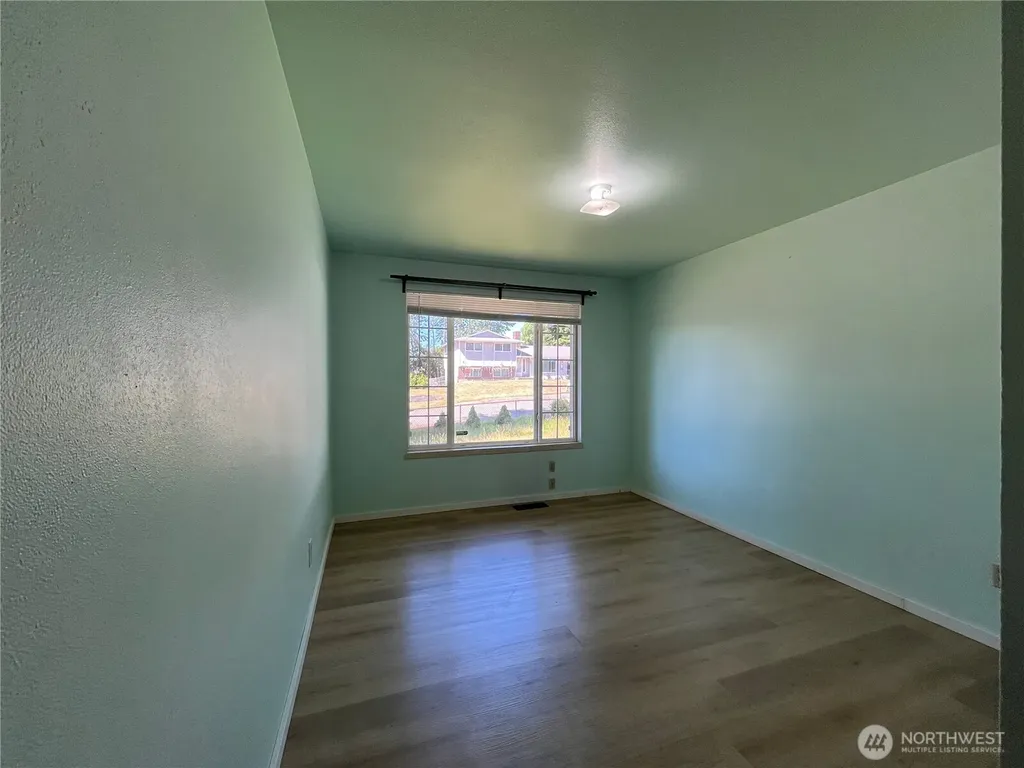 9621 S 241st Street Kent WA 98030