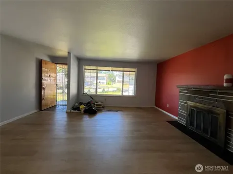 9621 S 241st Street Kent WA 98030