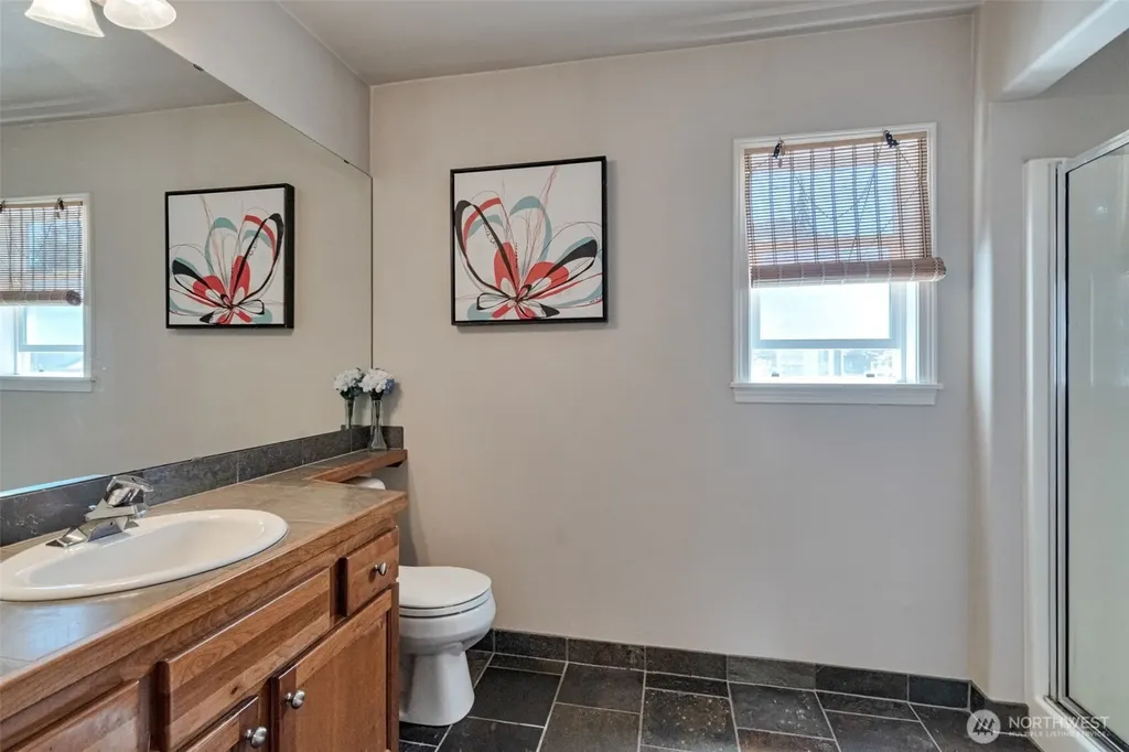 19807 23rd Dr SE Bothell WA 98012