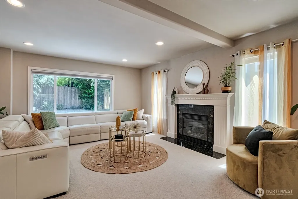 19807 23rd Dr SE Bothell WA 98012