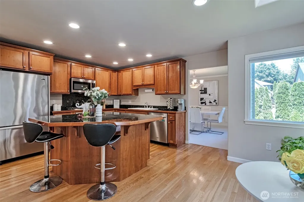 19807 23rd Dr SE Bothell WA 98012