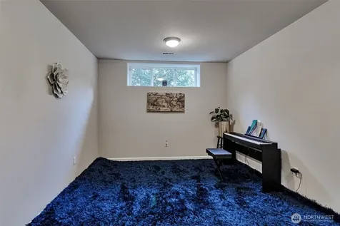 19807 23rd Dr SE Bothell WA 98012