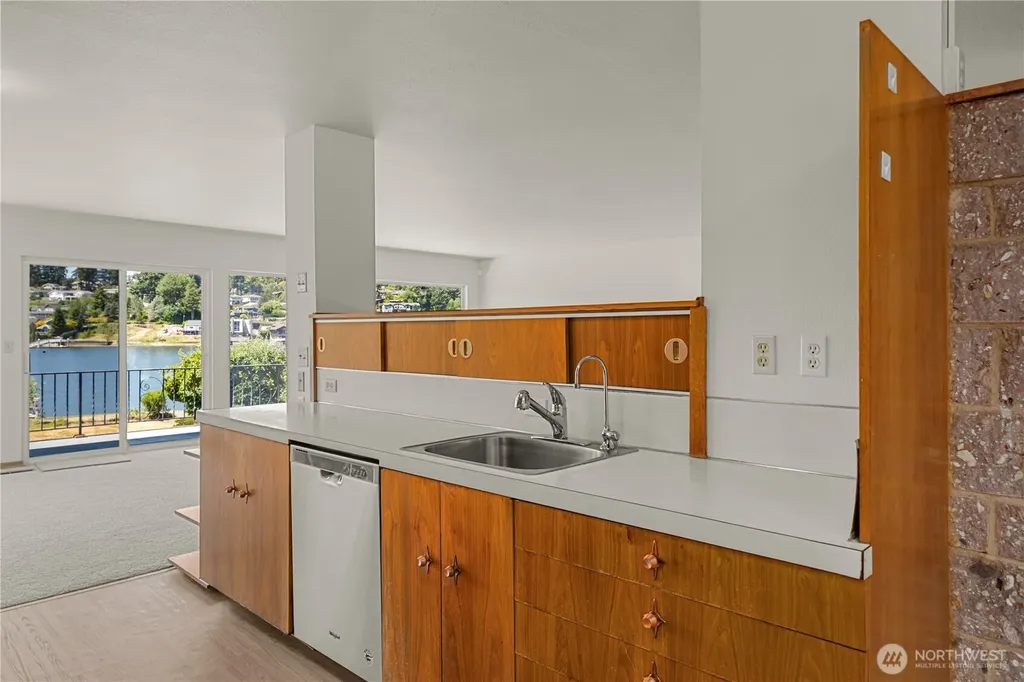 8920 Randall Dr NW Gig Harbor WA 98332