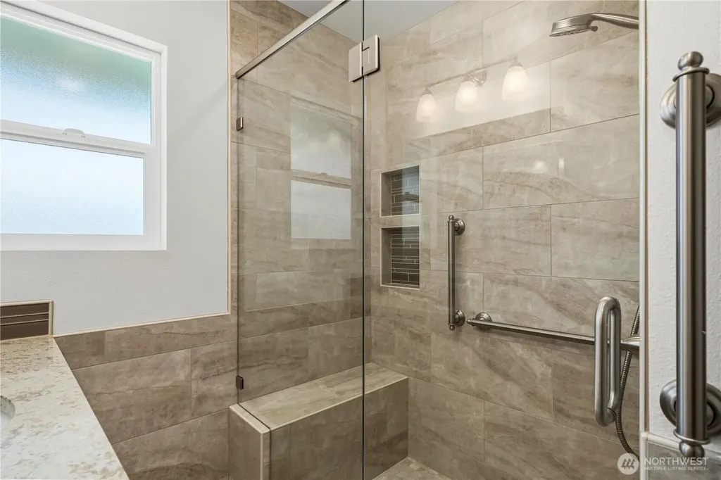 8920 Randall Dr NW Gig Harbor WA 98332