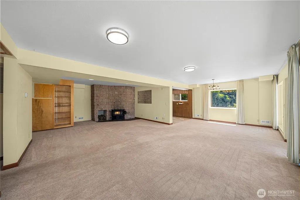 8920 Randall Dr NW Gig Harbor WA 98332