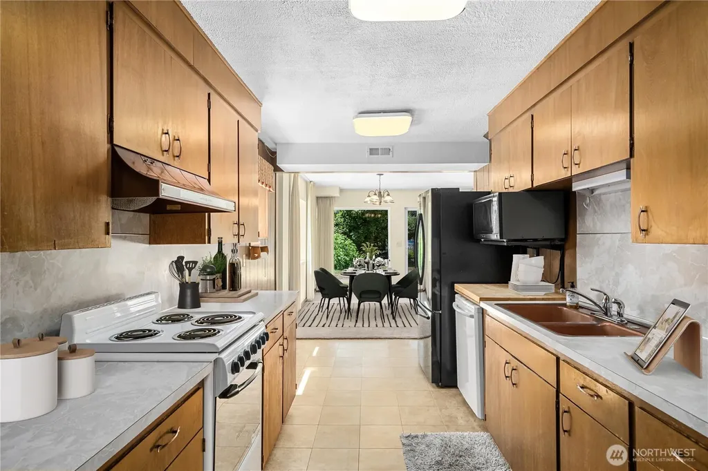 8920 Randall Dr NW Gig Harbor WA 98332