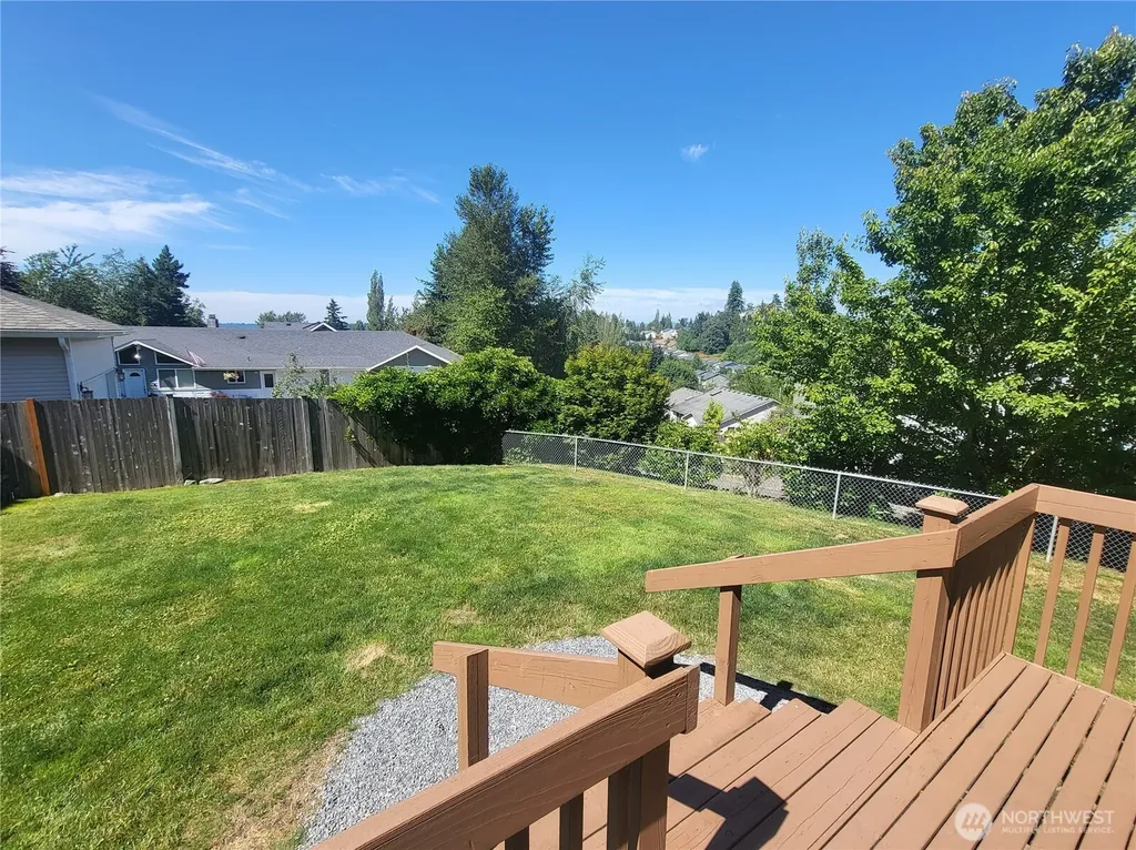 11531 15th Place SE Lake Stevens WA 98258