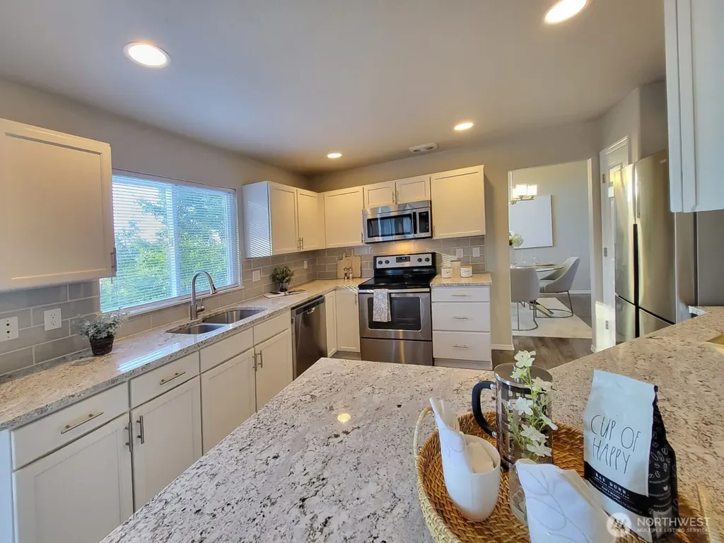 11531 15th Place SE Lake Stevens WA 98258