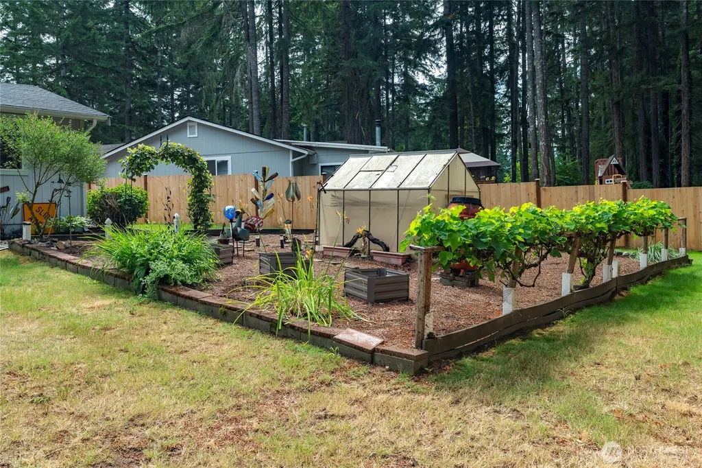 14004 Willow Tree Lane NW Gig Harbor WA 98329