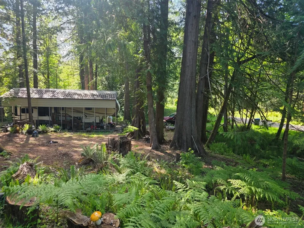71 E Lakeshore Drive E Shelton WA 98584