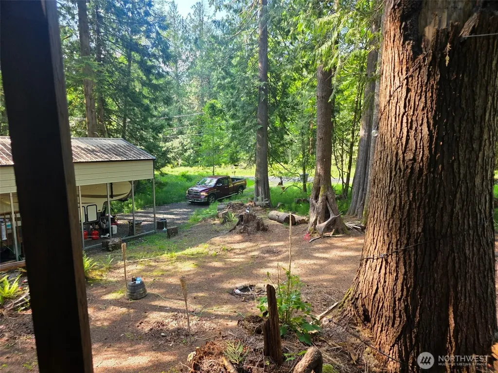 71 E Lakeshore Drive E Shelton WA 98584