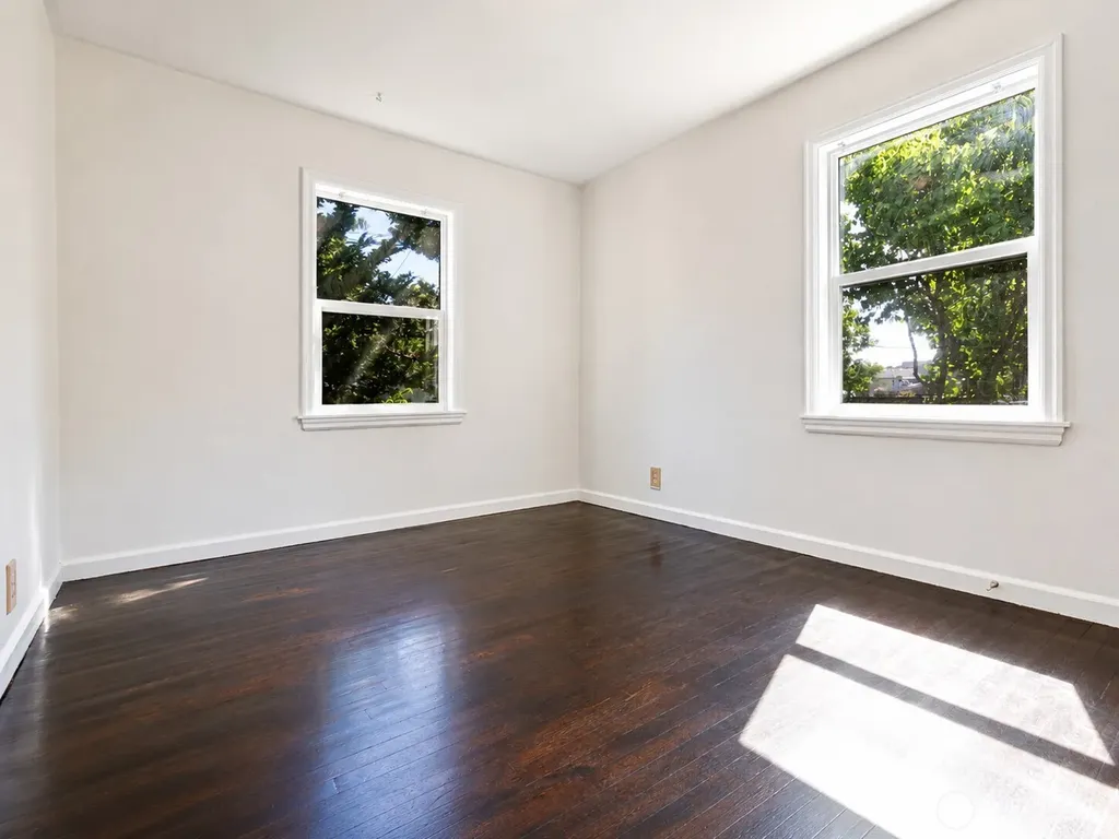 3051 Oak Street Longview WA 98632
