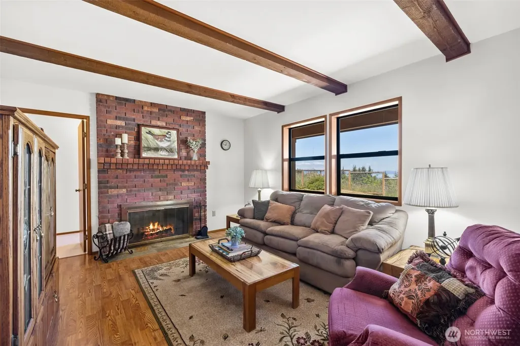 1809 E Woodhaven Lane Port Angeles WA 98362
