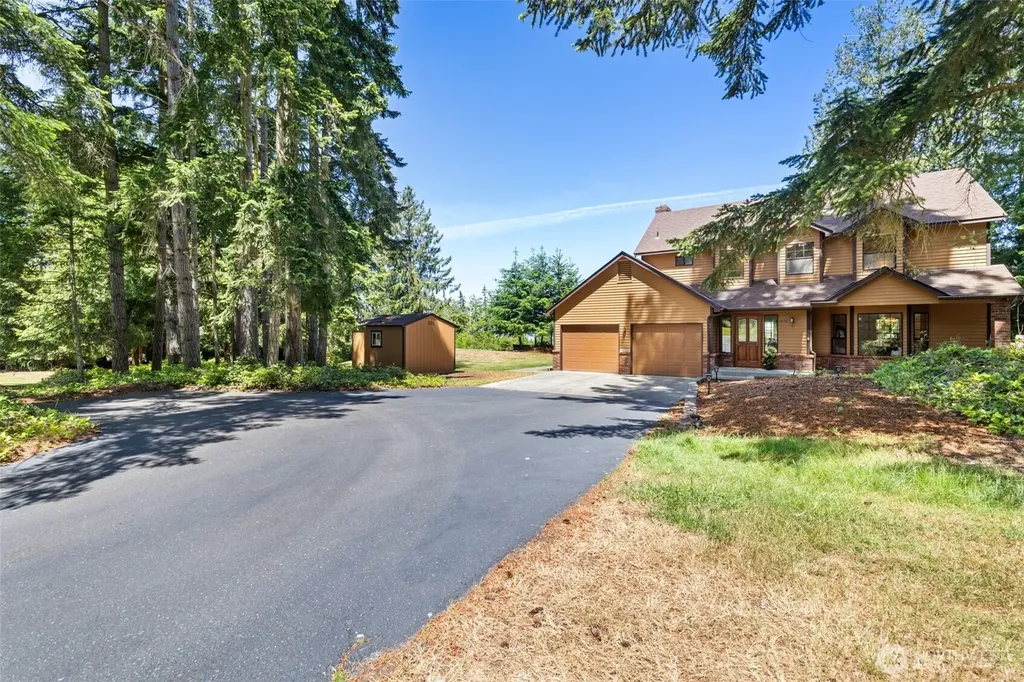 1809 E Woodhaven Lane Port Angeles WA 98362